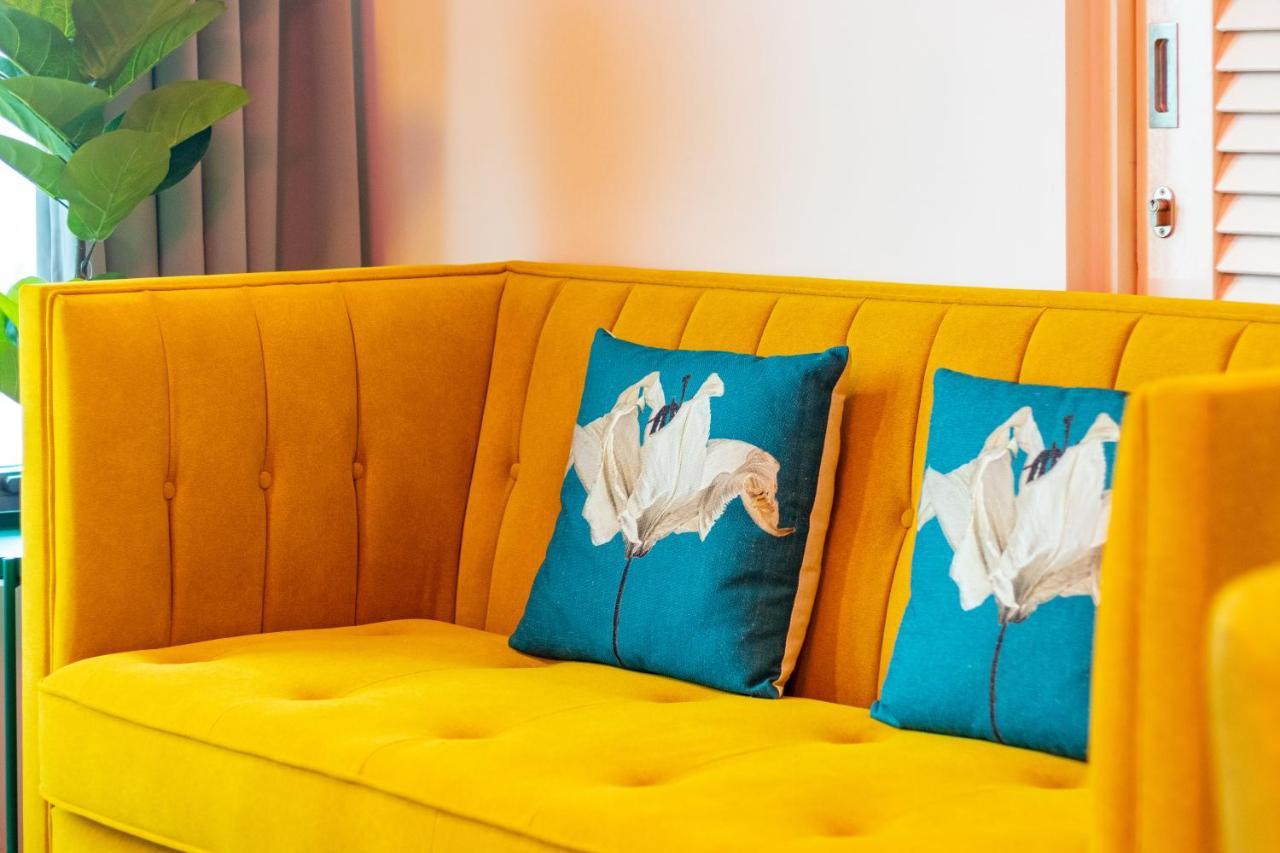 Tropicana 218 X Airlevate Suites Джордж Таун Екстериор снимка