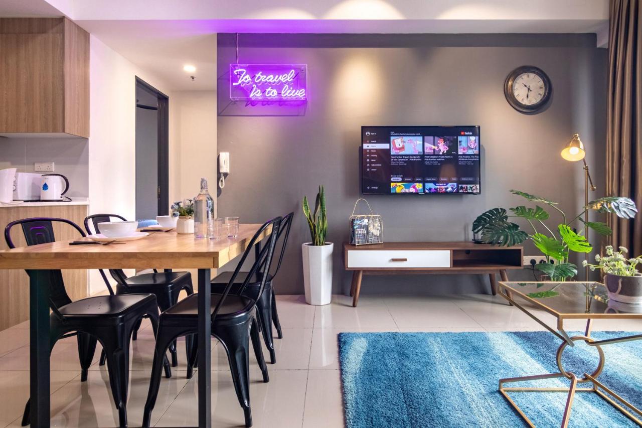 Tropicana 218 X Airlevate Suites Джордж Таун Екстериор снимка