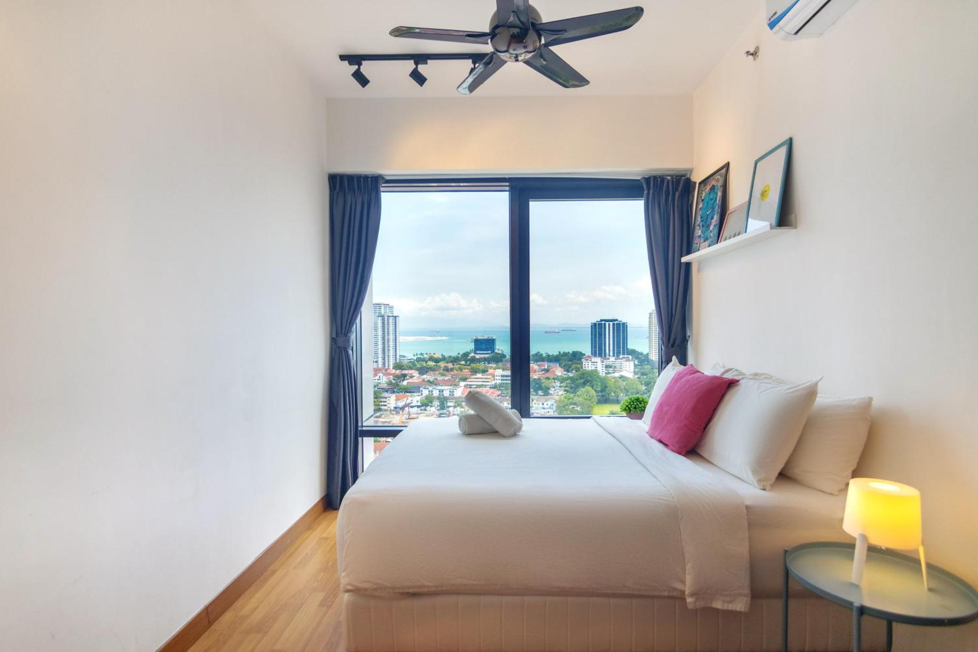 Tropicana 218 X Airlevate Suites Джордж Таун Екстериор снимка