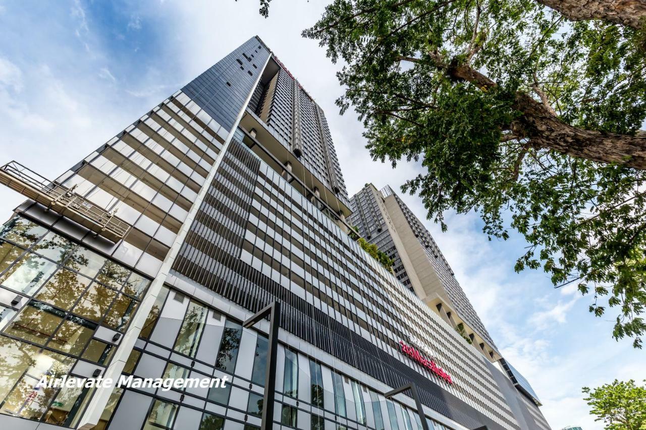 Tropicana 218 X Airlevate Suites Джордж Таун Екстериор снимка